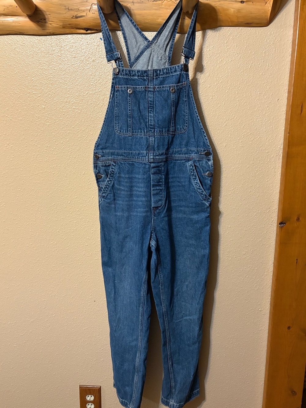 We The Free medium wash blue denim overalls